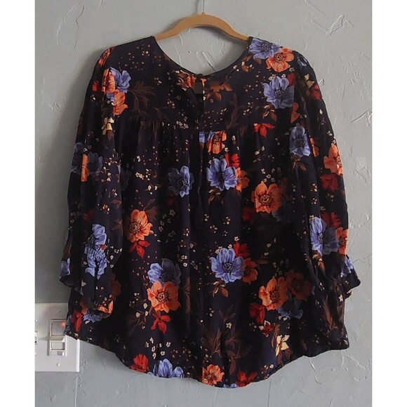 Unique Spectrum Tops Blouse Floral,crochet, 1X,Rayón,20 Inch Of Armp To Armp - Picture 7 of 10